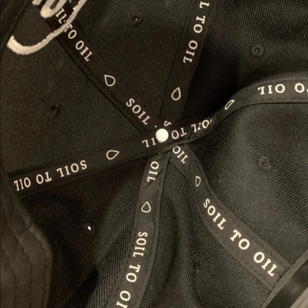 SnapBack - Picture 2 of 3